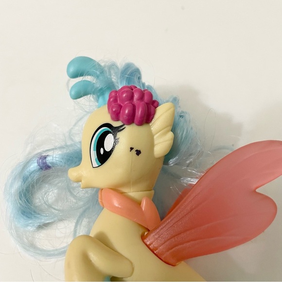 My Little Pony the Movie MLP Seapony Princess Skystar Mermaid Wings - Picture 8 of 14